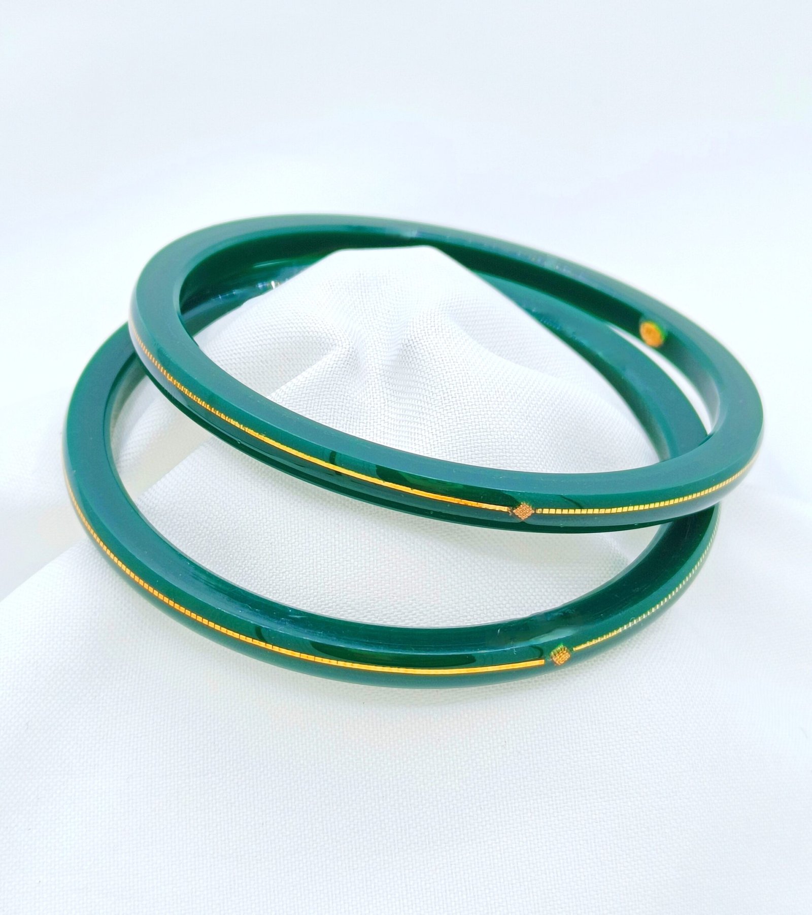 Pola Bangles